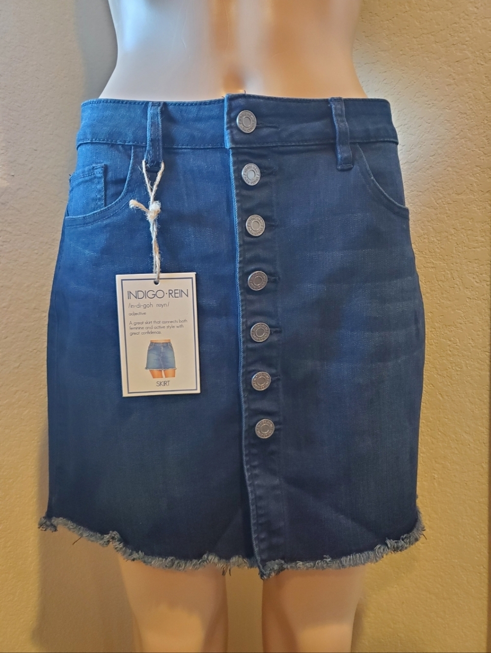 NEW INDIGO Rein Denim Skirt S Button Frayed Hem Blue dark wash jean 29 SmallSiz